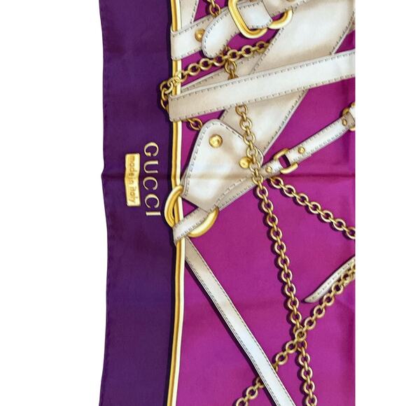 Gucci Chain & Straps Silk Twill Square Purple Scarf*BEAUTIFUL condition - Picture 2 of 7